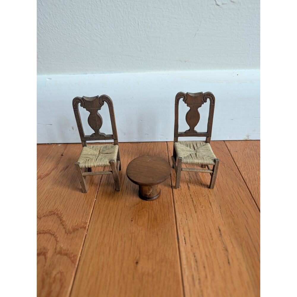 Vintage Miniature Dollhouse Queen Anne Chair Set With Table